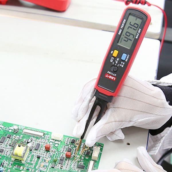 UT116A Multimetro para componentes SMD Uni-Trend